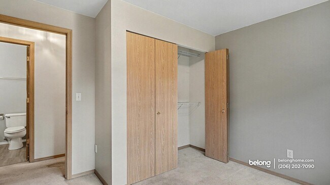 Building Photo - 15121 182nd Ave SE