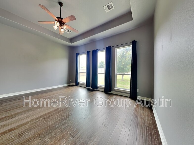 Building Photo - 2917 Rambling Creek Ln