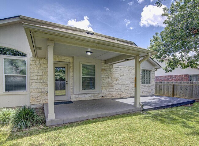 Building Photo - 3408 Campanella Dr
