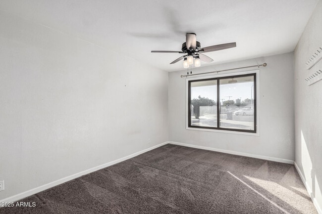 Building Photo - 1420 N Rose St