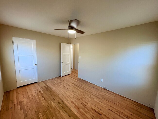 Building Photo - 2 Bed House in Lemon Grove