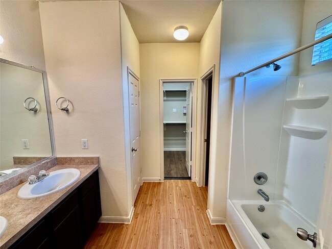 Building Photo - 3302 Allington Ct