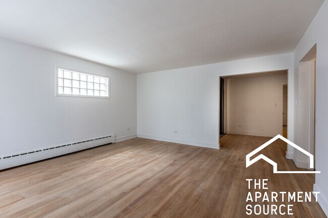 Building Photo - 4818 N St Louis Ave