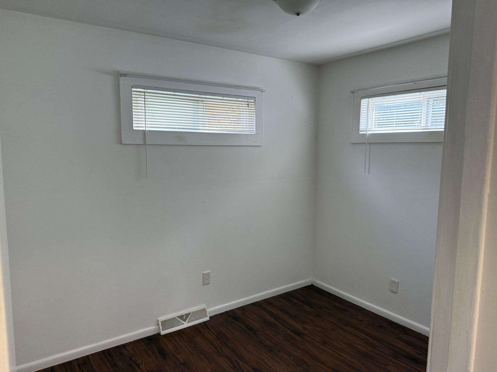 Building Photo - 41 Mary Hadge Dr