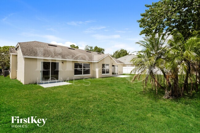 Building Photo - 2738 Springfield Dr