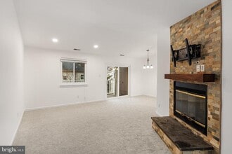 Building Photo - 402A Mulberry Cove