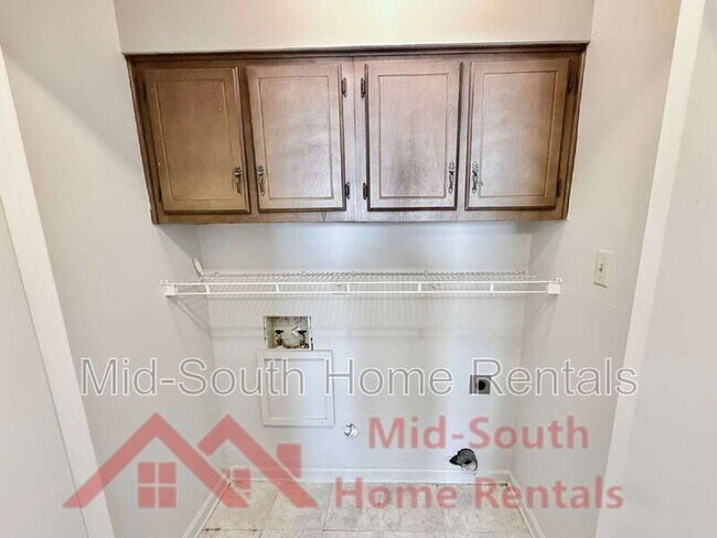 Building Photo - 7328 Hillshire Dr