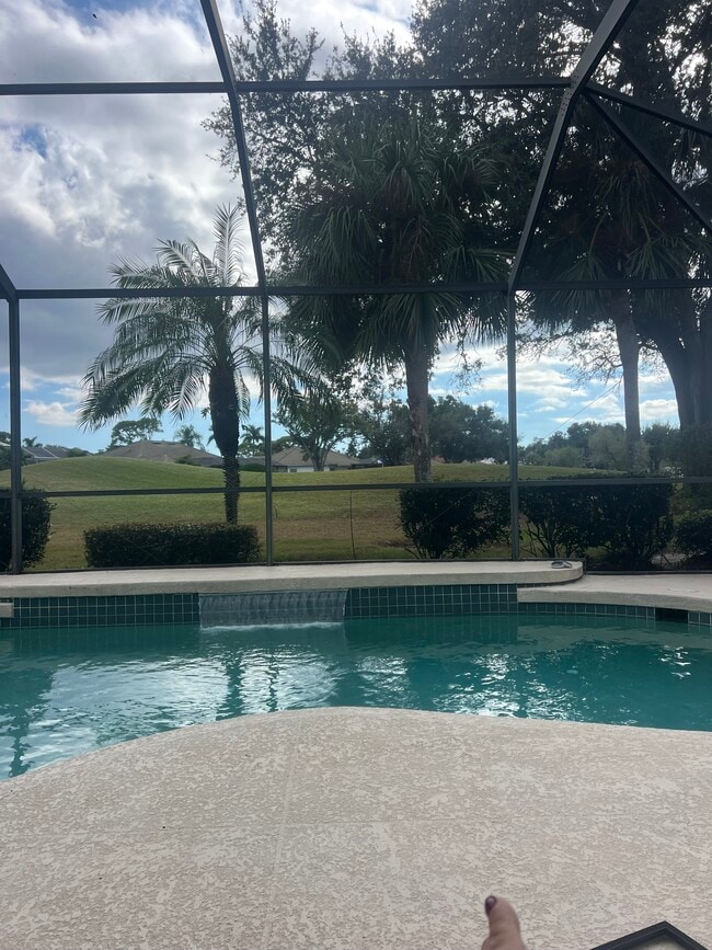 Building Photo - 2024 Calusa Lakes Blvd