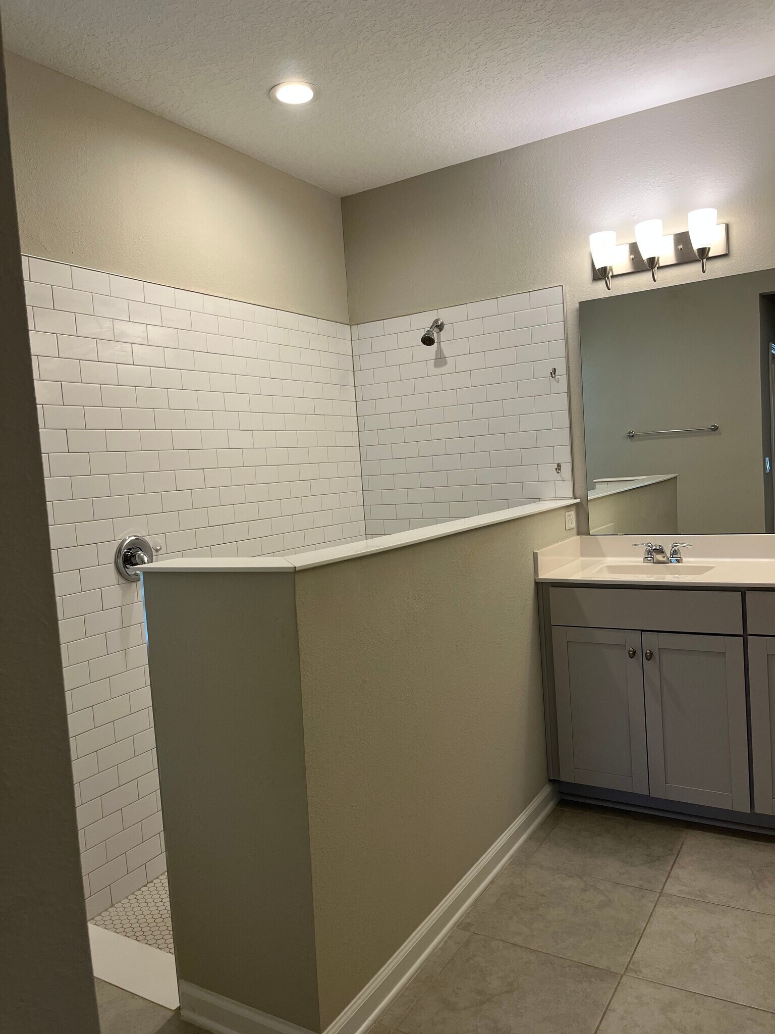 Building Photo - 177 Clarys Run