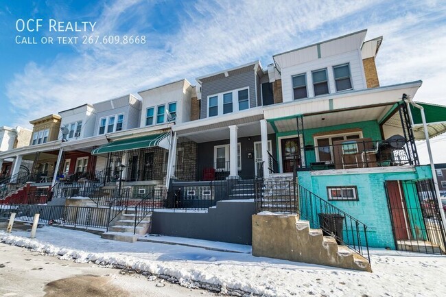 Building Photo - Three Bedroom Kingsessing Home