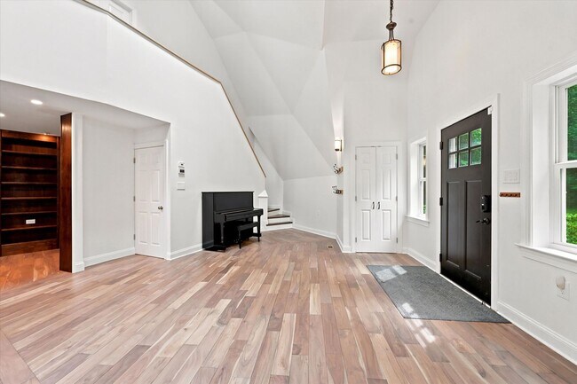 Building Photo - Available August 15th | Rare Architectural Dome Home on 2.5 Private Acres