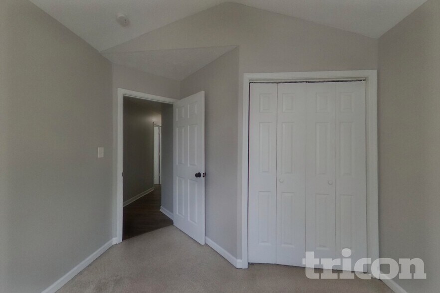 Building Photo - 705 Claven Ct