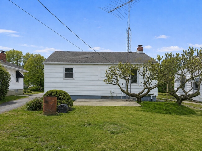 Building Photo - 1814 Nicholson St