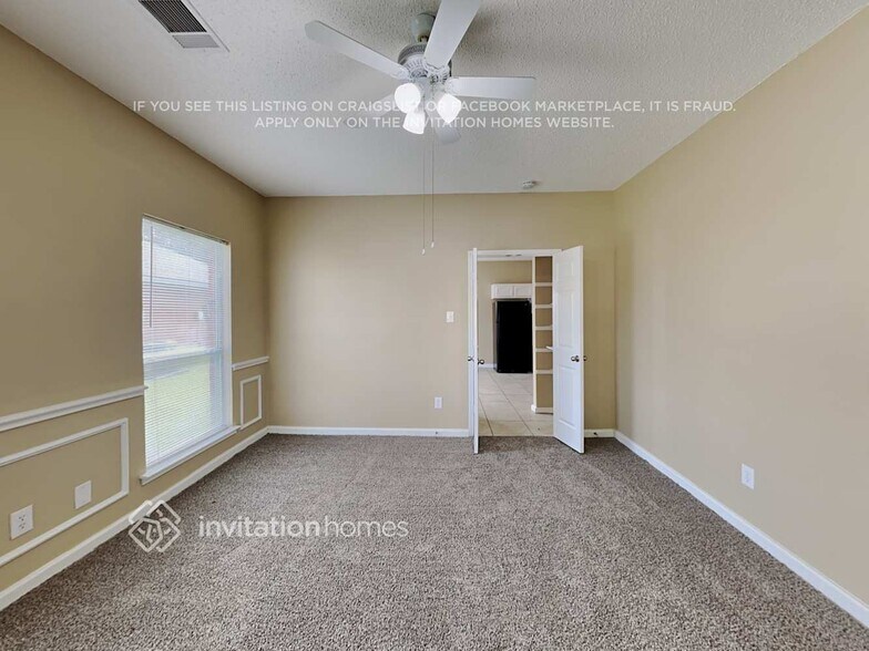 Building Photo - 2110 Loretta Ln