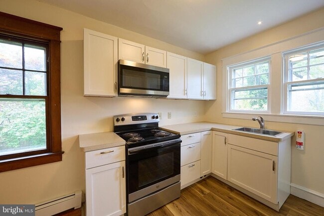 Building Photo - 53 W Knowlton Rd