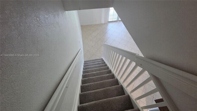Building Photo - 4605 SW 75th Way