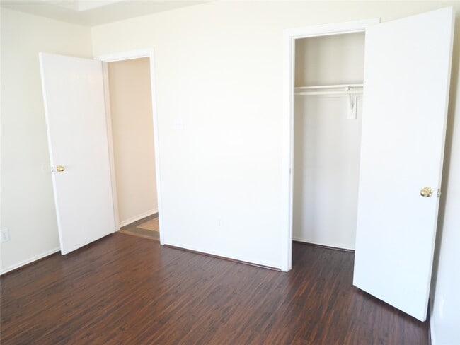 Building Photo - 5510 Rio Alamo St