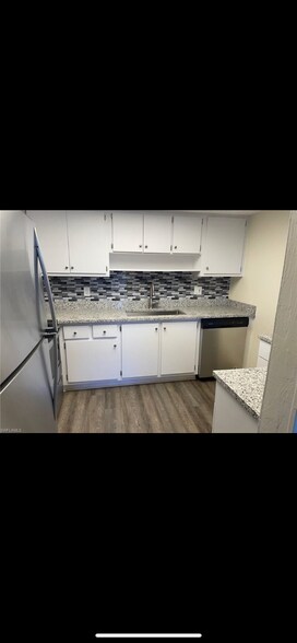 Building Photo - 6777 Winkler Rd