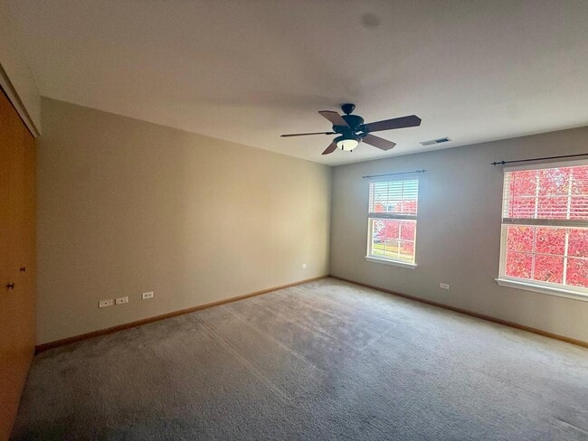 Building Photo - 2477 Smithfield Ct