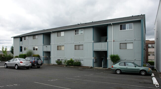Building Photo - Manette Manor