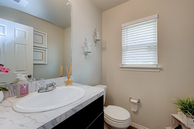 Building Photo - 23322 Dovetail Colony Ct