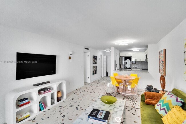 Building Photo - 3527 NE 168th St