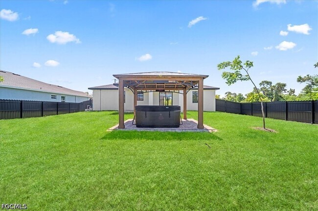 Building Photo - 4536 NW 35th Pl