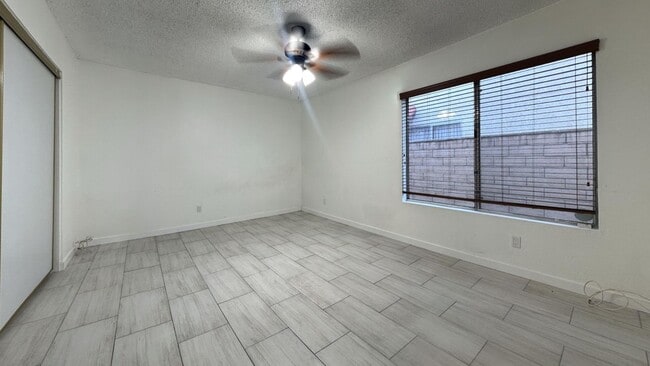 Building Photo - Charming 2 Bedroom 2 Bath home in Perris!