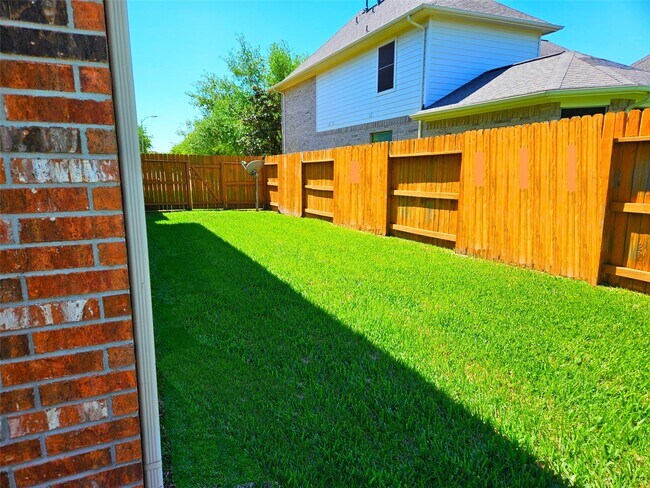 Building Photo - 5434 Faircreek Ln