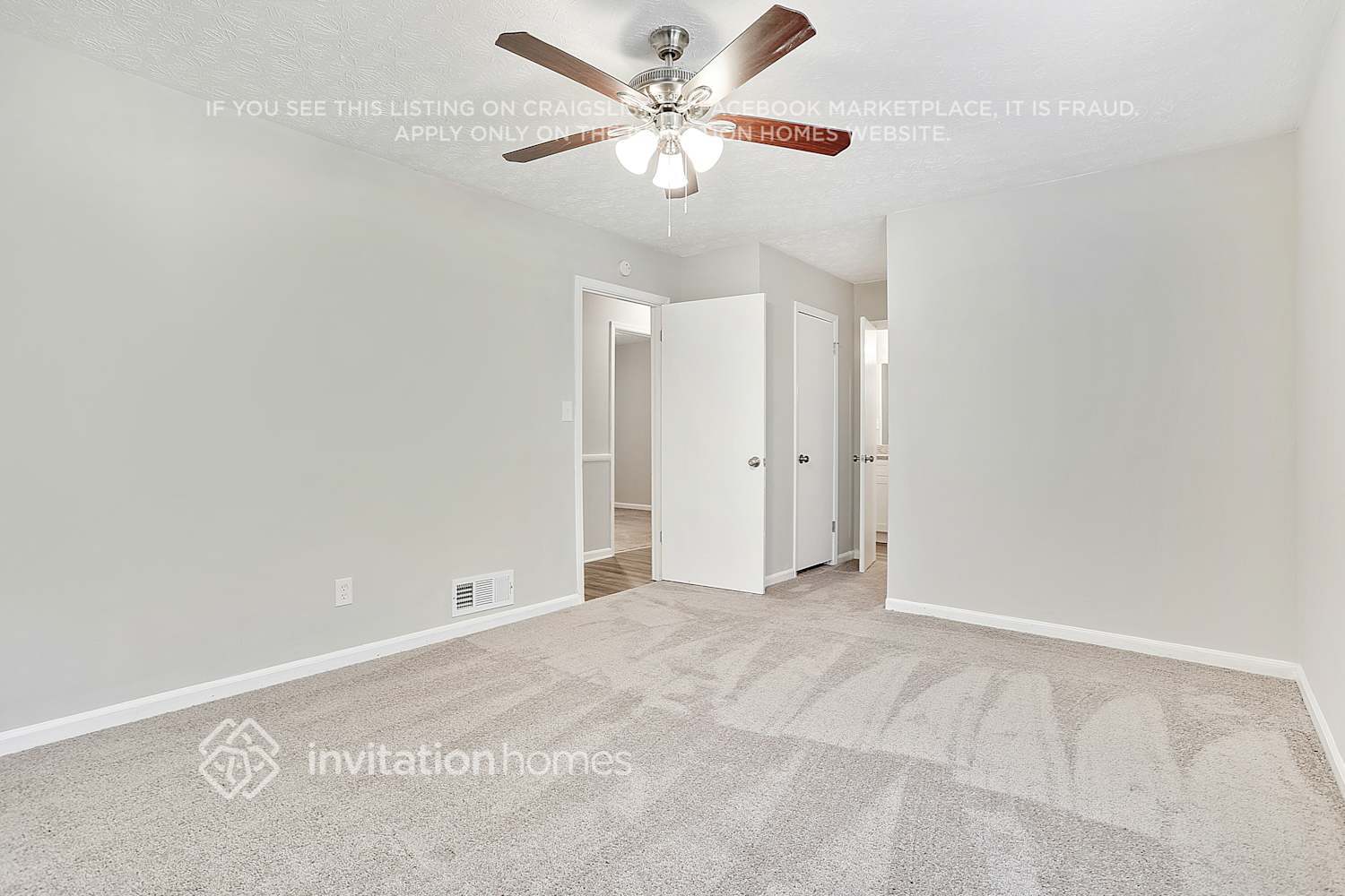 Building Photo - 678 Lakeridge Dr SE