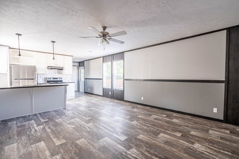 Building Photo - 10118 Falvey Lk Ln