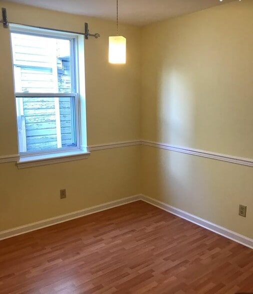 Dining Room - 178 S 17th St