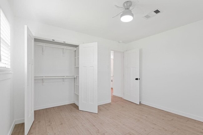 Building Photo - 2802 County Rd 209