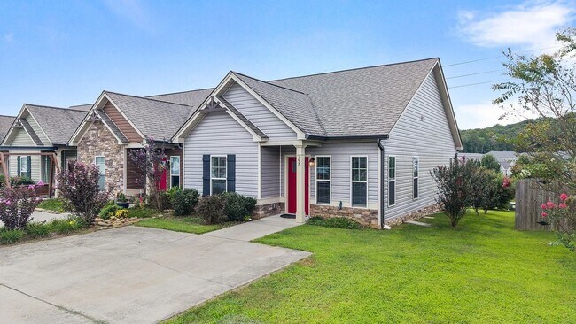 Building Photo - 157 Belle Chase Wy NE