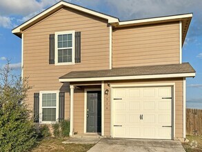 Building Photo - Charming Two-Story Home in Luckey Ranch