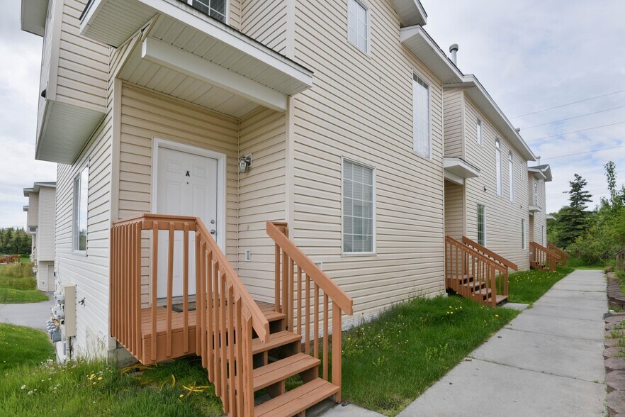 Primary Photo - 6903 Gold Kings Ave