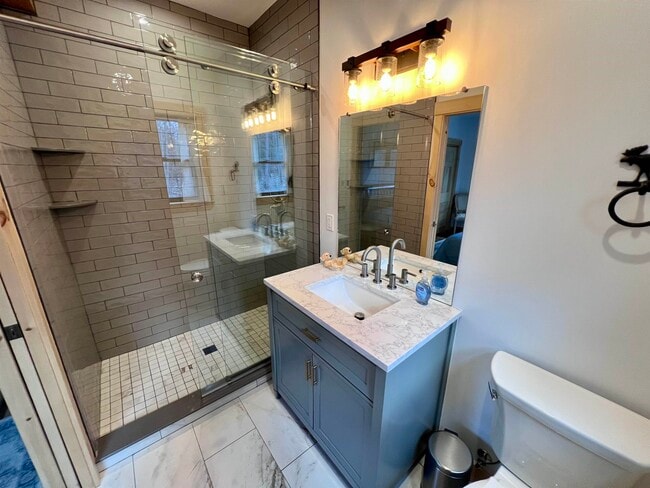 Building Photo - 49 Neal Hill Rd