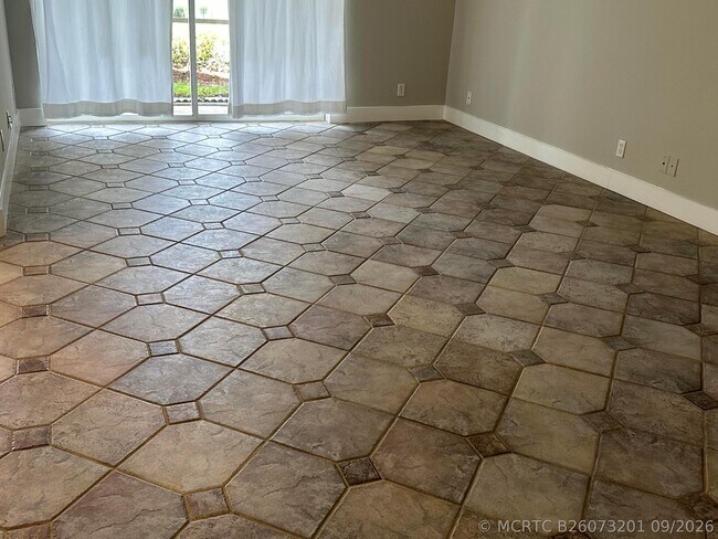 Building Photo - 1044 Arezzo Cir