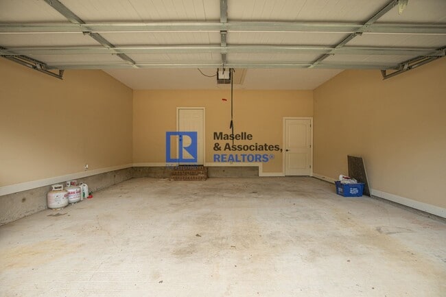 Building Photo - 3 Bed/2 Bath Home in Stillhouse