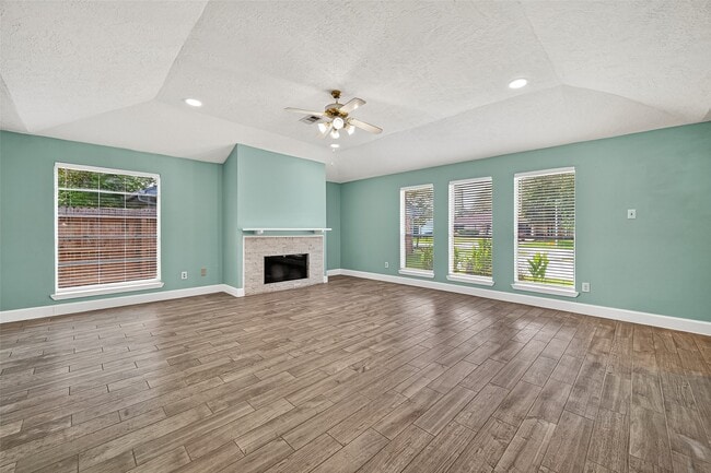 Building Photo - 7111 Tara Dr