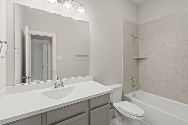 Building Photo - 6919 Myrtle Dr