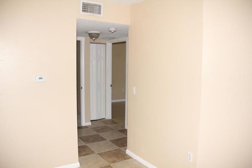 Building Photo - 3760 N Jog Rd