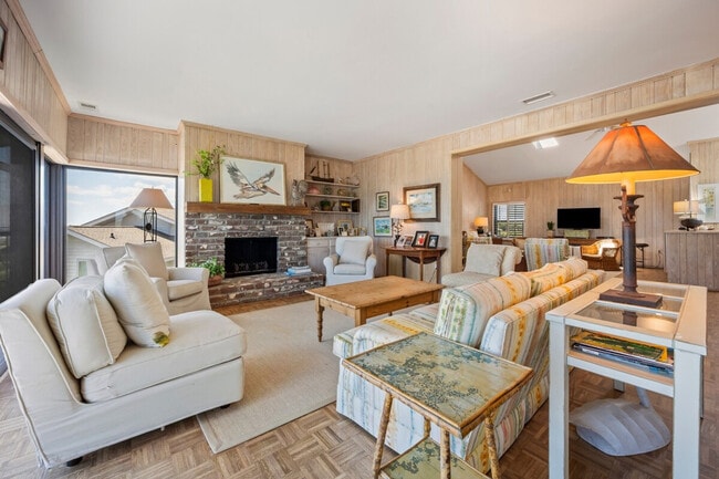 Building Photo - 173 Norris Dr