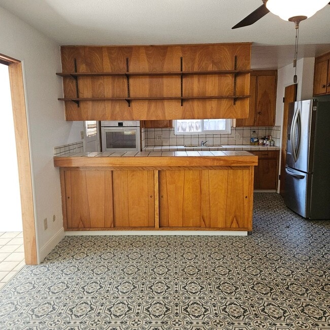 Building Photo - 1610 Springwood Dr