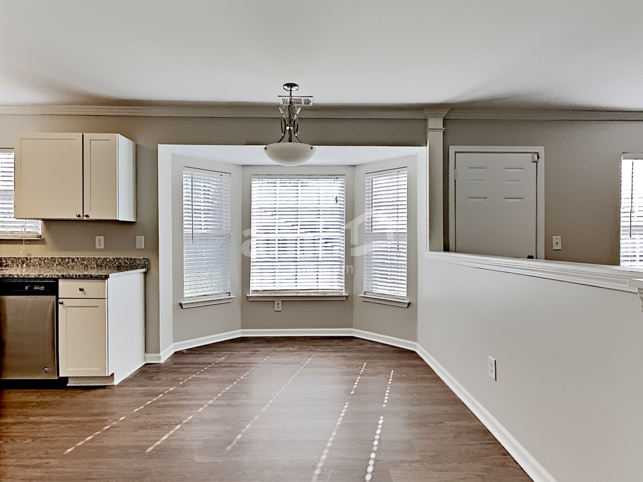 Building Photo - 4540 Canipe Dr