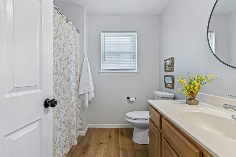 Building Photo - 1604 Napoleon Dr