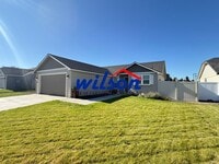 Building Photo - Stunning Modern Home in Desirable West Valley