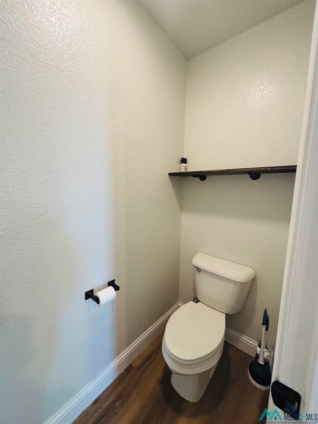 Building Photo - 517 Almond Tree Ln