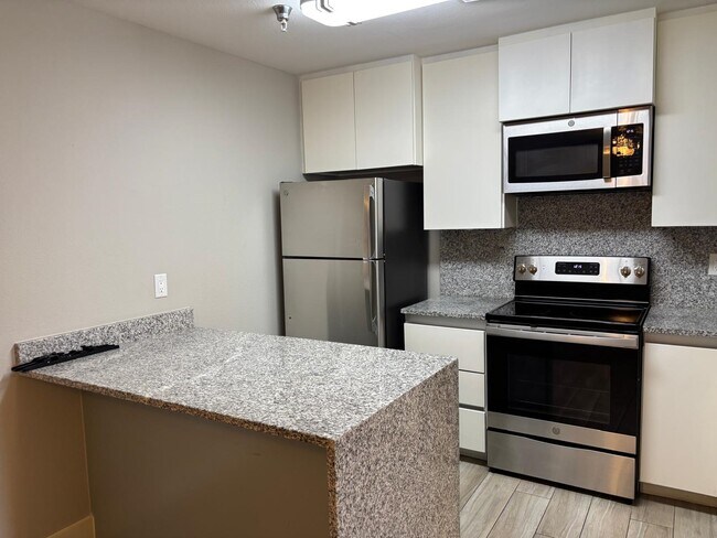 Building Photo - 8218 Casa Verde Rd