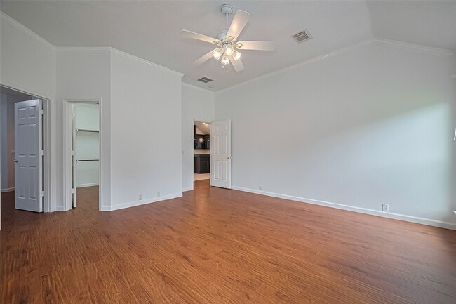 Building Photo - 11042 Sentry Ct